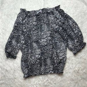 🍒 3/$15 🍒 - Violet & Claire